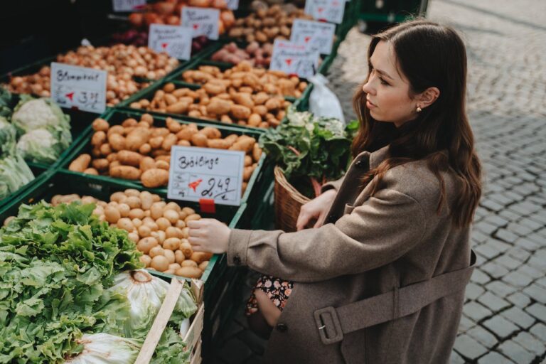 The Sustainable Shopper: What Can Greengrocers, Cornershops & Supermarkets Do To Reduce Their Energy Use?