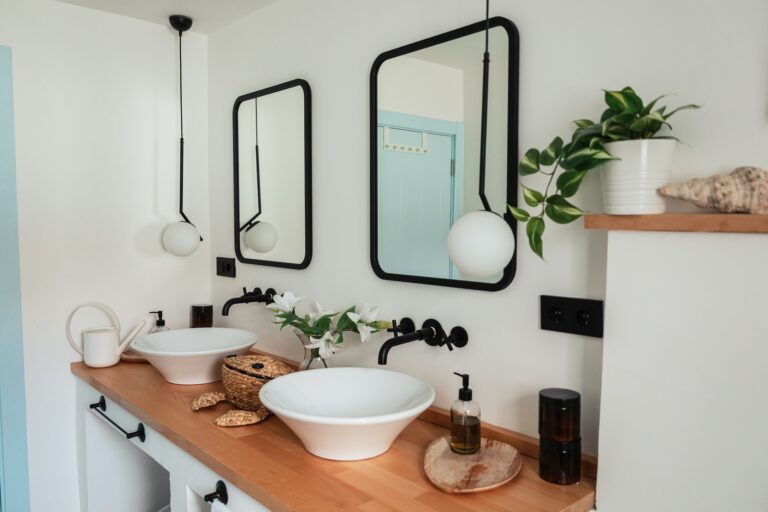 From Biophilic Design To Blonde Wood: 2024’s Top Bathroom Trends