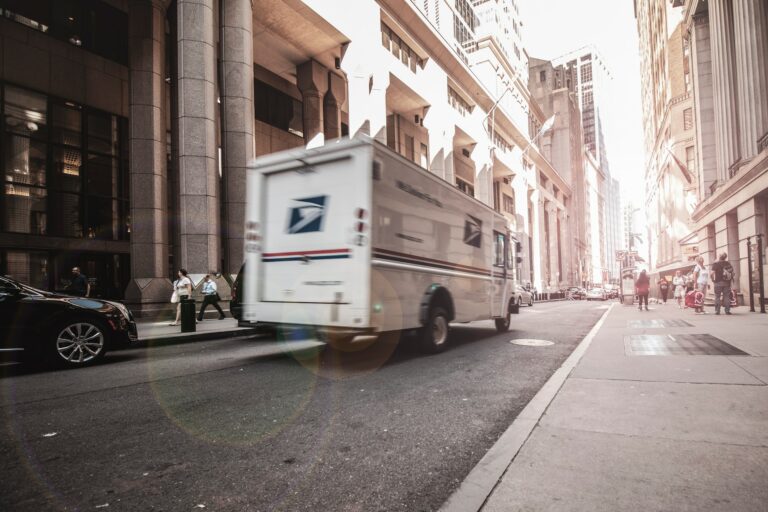 Why Business Owners Should Invest In High Quality Dashcam Technology For Their Vehicles