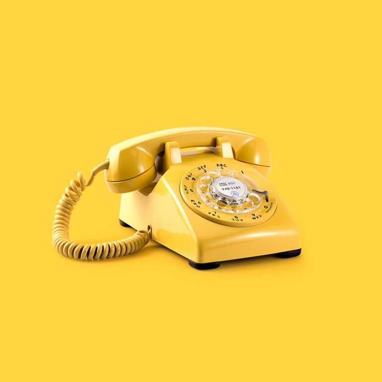10 Old School, Hands-On Customer Acquisition Strategies That Still Work