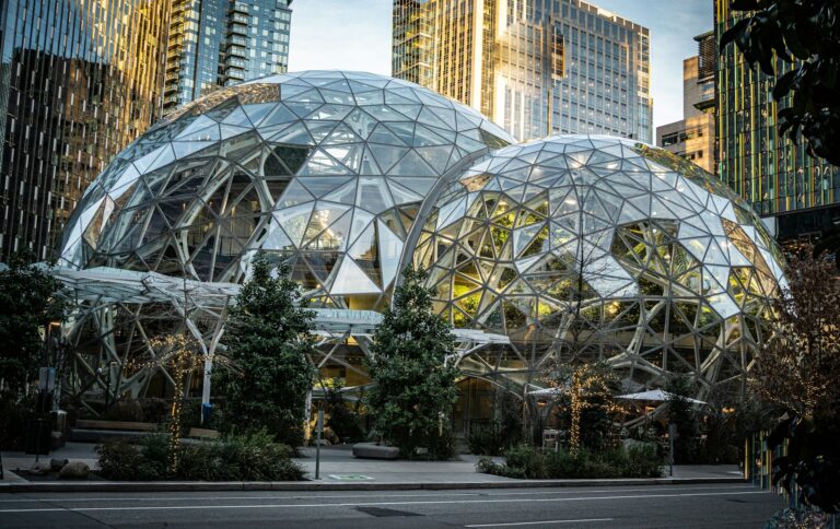 Ping Pong & Cupertino Colours: Lessons From The World’s Most Successful Companies On Office Fitouts