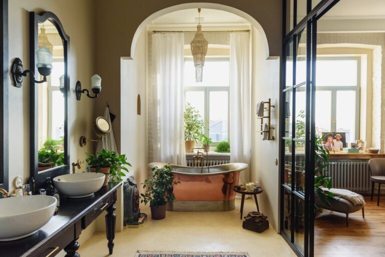 Is Maximalism 2025’s Key Bathroom Trend? Here’s Why We Think So