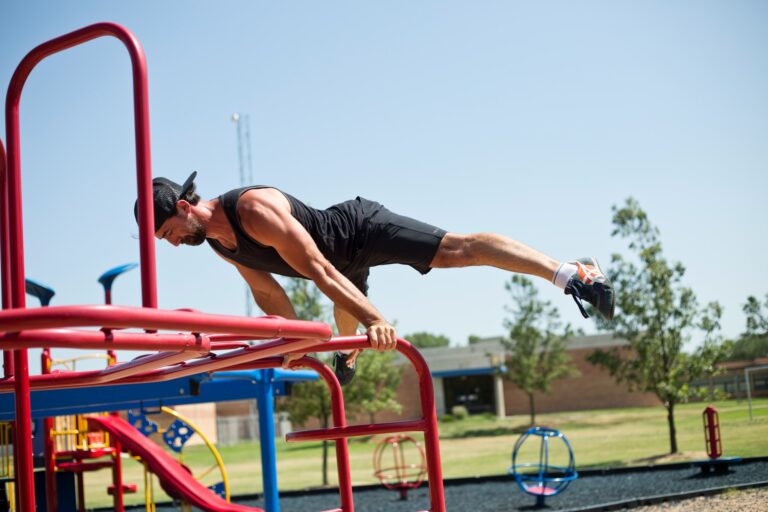 Callisthenics Uncovered: A Personal Trainer’s Top Tips On Building Muscle Without Weights