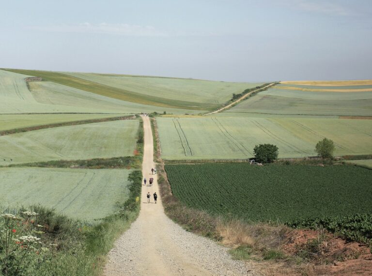 The Key Stops Along The Camino de Finisterre That You Shouldn’t Miss