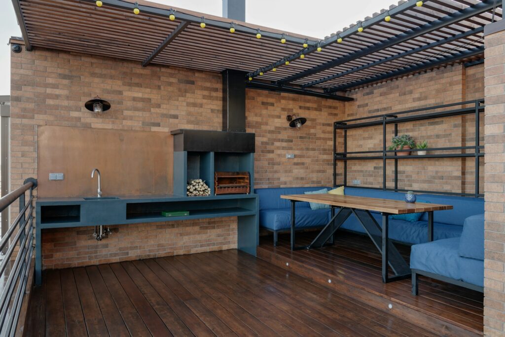 outdoor kitchen