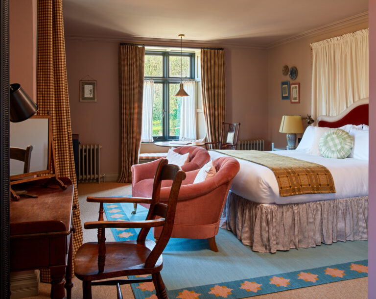 Fall Into Luxury: 6 Brilliant UK Hotels Where Autumn Actually Makes Sense