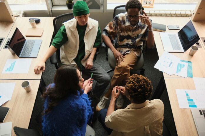 andrej-lisakov-KymCY1J5d3U-unsplash