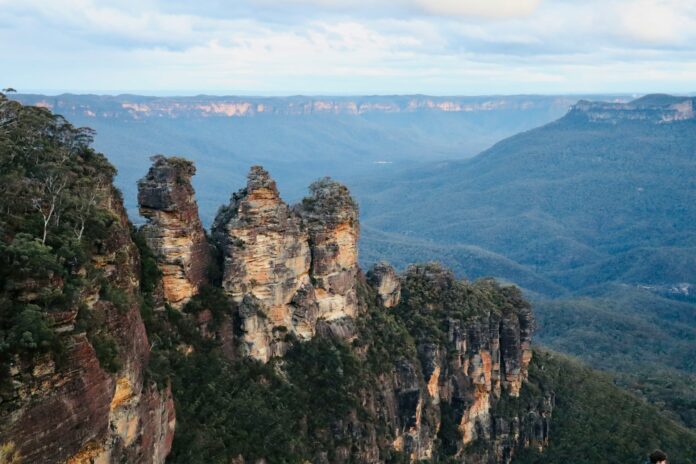 calvin-kurlekar-XdKg2oJJDvc-unsplash Blue mountains australia