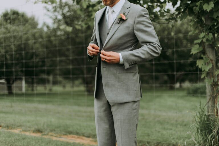 2025’s Top Wedding Suit Trends: A Groom’s Guide To Getting It Right