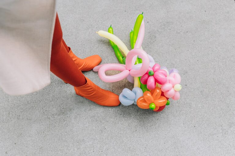 How To Make Fake Flowers Look Real, According To Florists