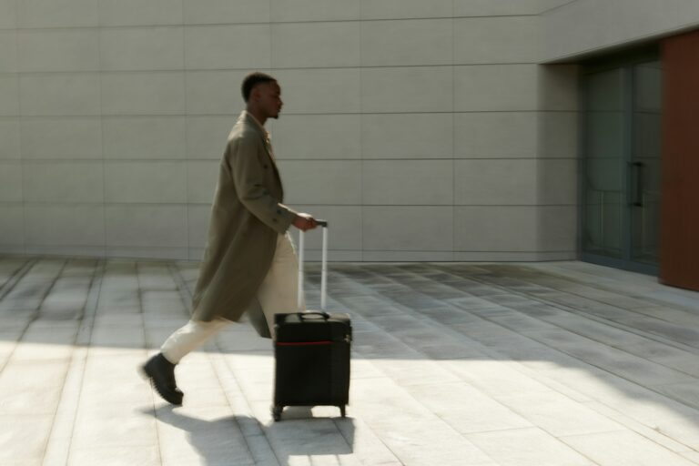 The Hidden Cost Of Budget Flights: How to Calculate What You’re Actually Paying